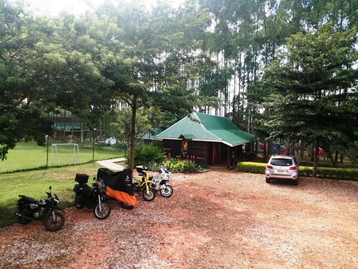 Murchison Backpackers Masindi Exterior foto