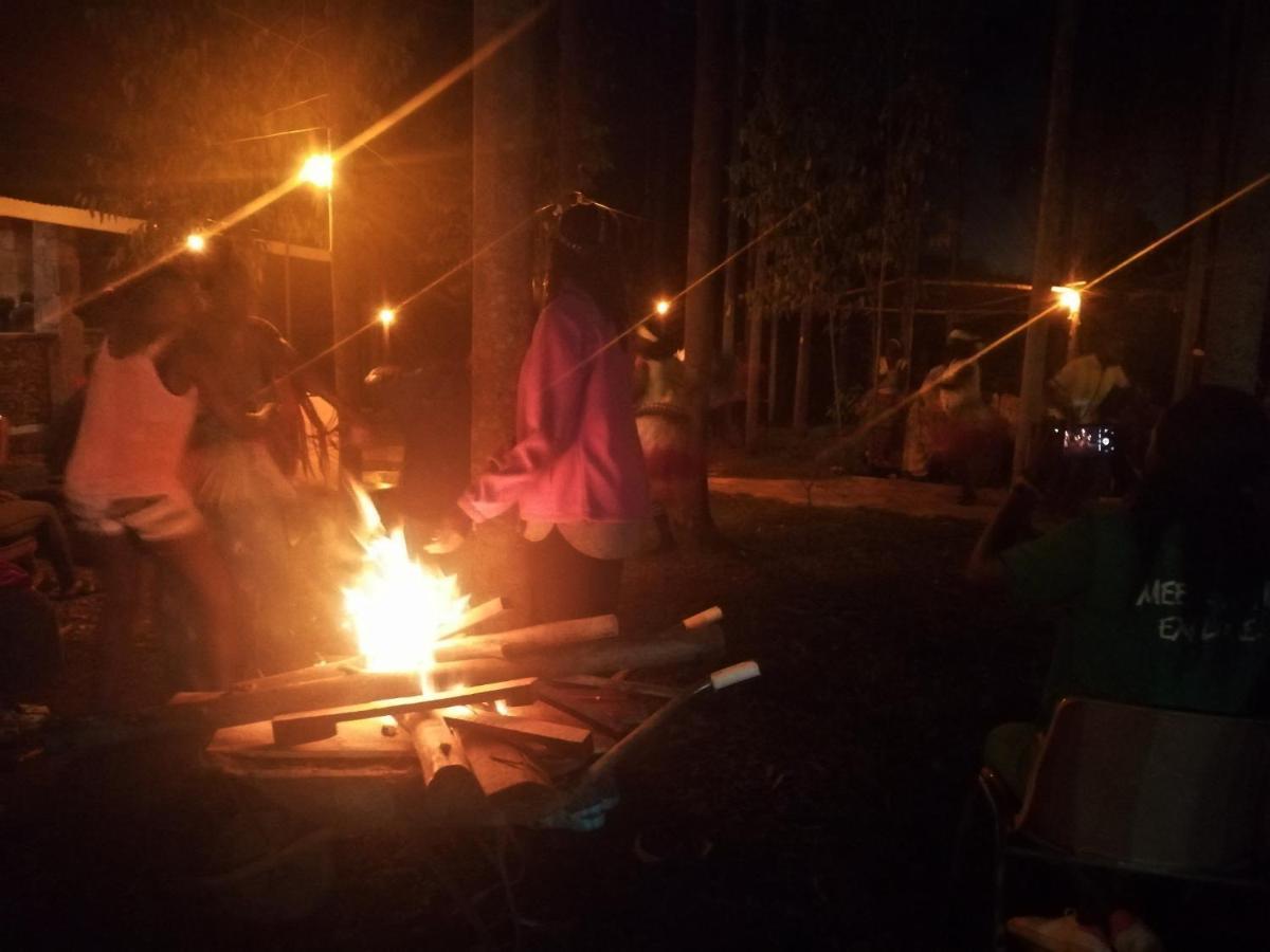 Murchison Backpackers Masindi Exterior foto